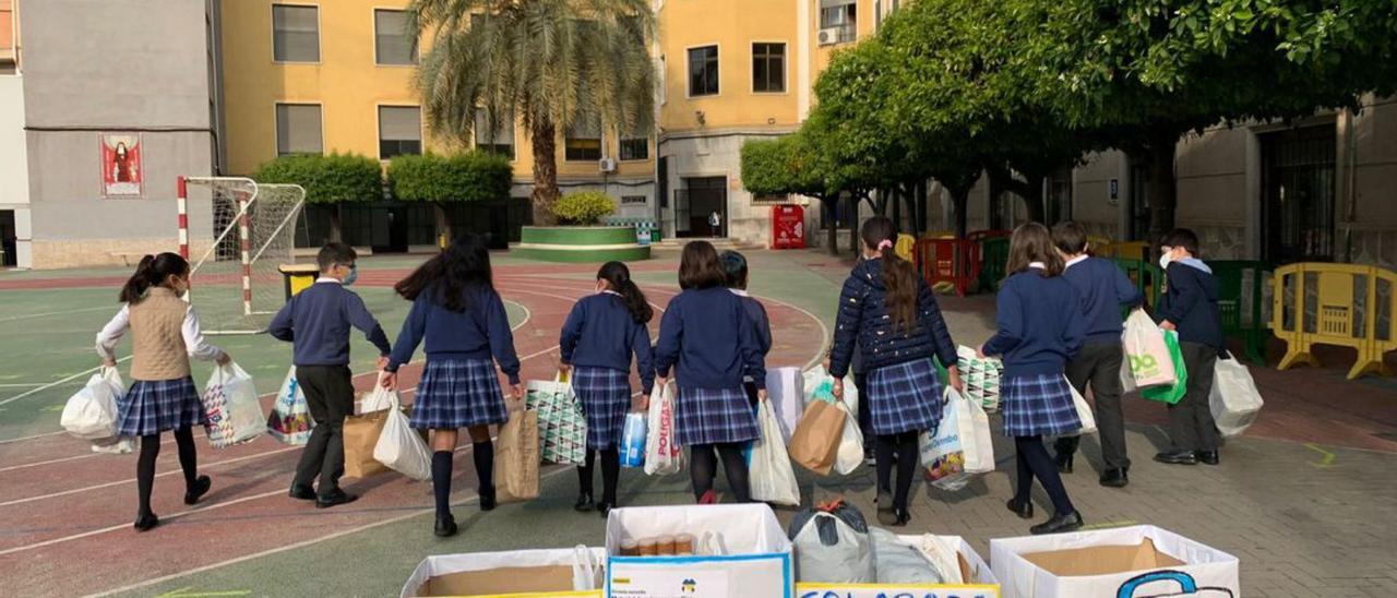 La Fundación Educación Católica (FEC)
promovío la campaña.