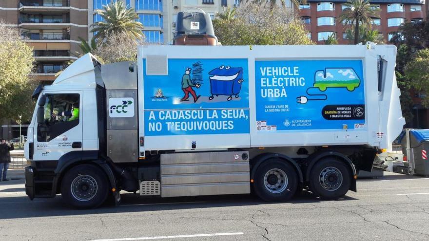 Nuevo camión eléctrico de limpieza.