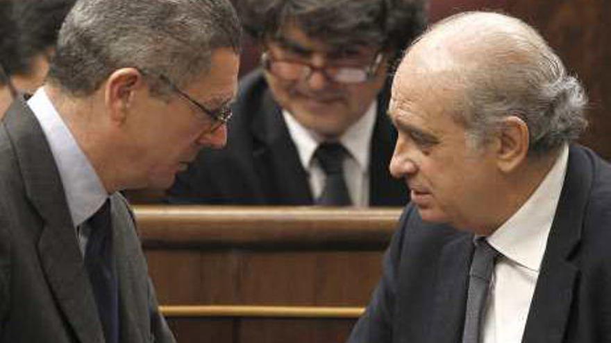 Gallardón (izda) y Fernández Díaz en una foto de archivo.