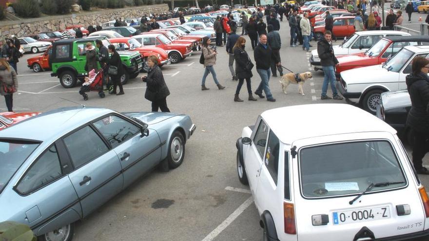 900 vehicles participen a la trobada de clàssics d´Arbúcies