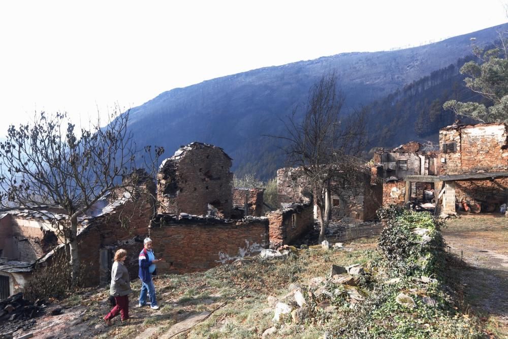 El Suroccidente asturiano arrasado por las llamas