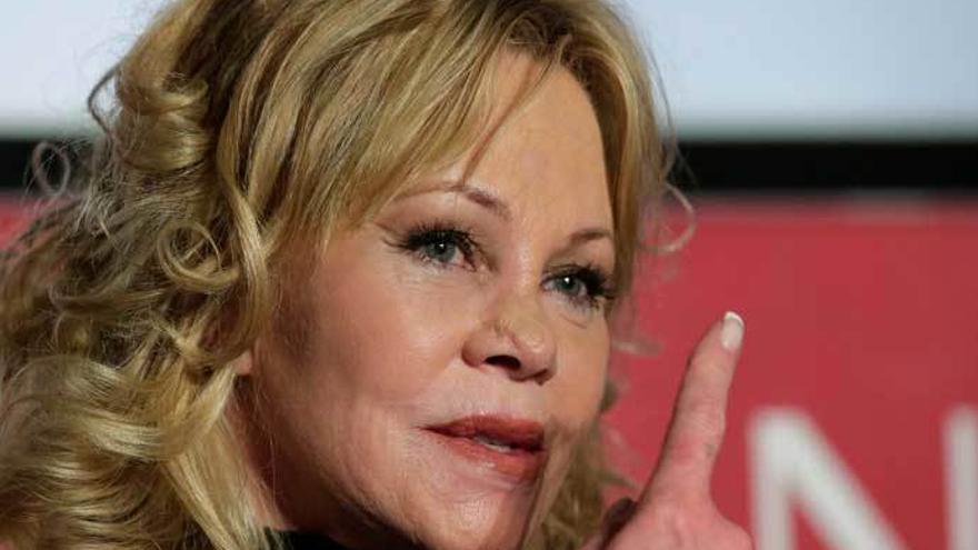 Melanie Griffith, tras operarse de cáncer de nariz