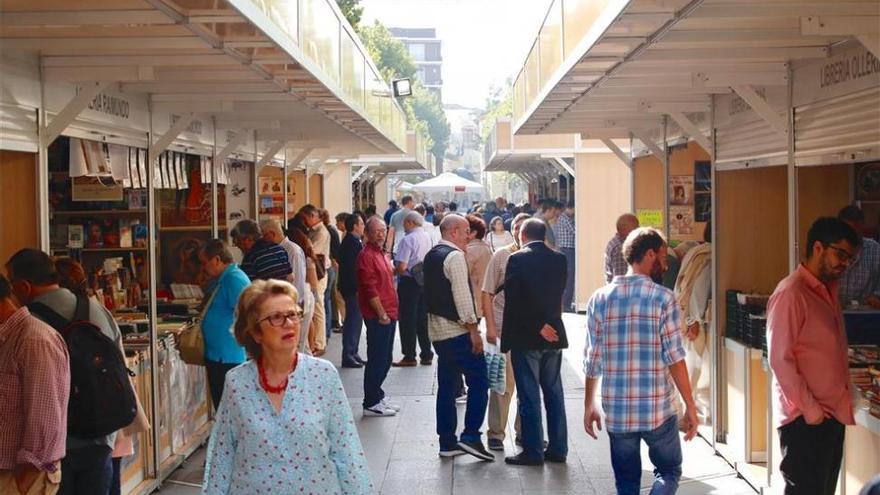 La Feria del Libro se adelanta a marzo en el &#039;Año Ricardo Molina&#039;