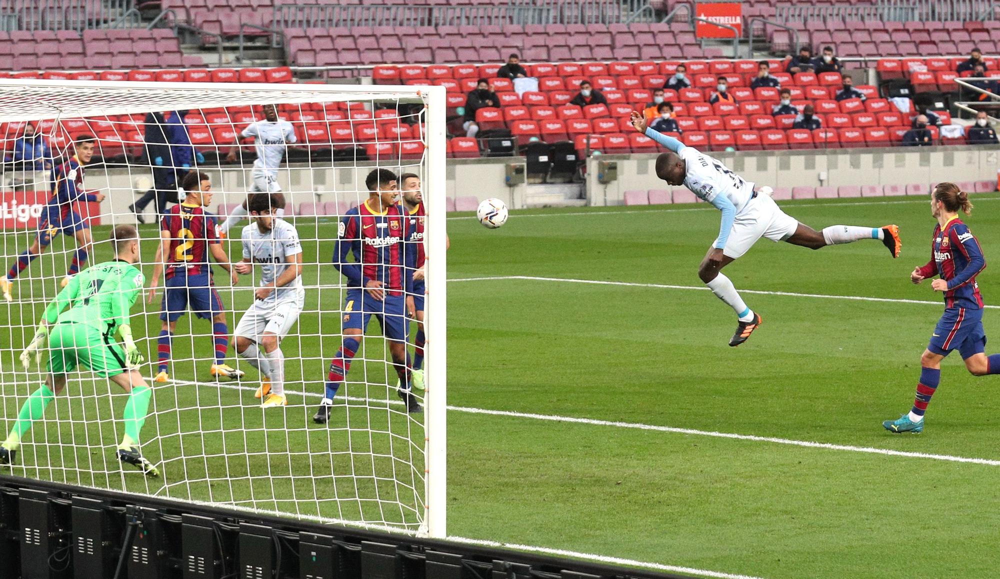 El Valencia devuelve al Barça a su triste realidad