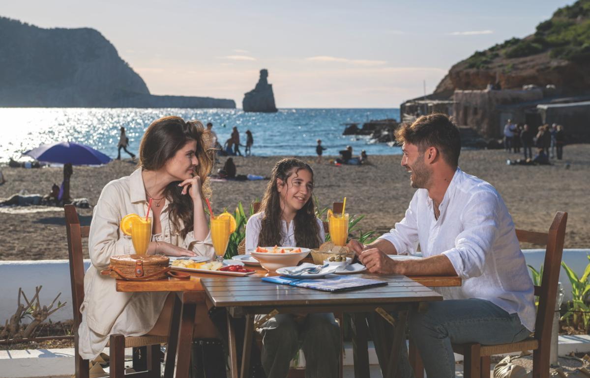 Familia en Ibiza.