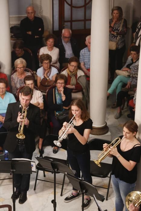 Actuación de la Joven Orquesta de la Unión Europea en Avilés