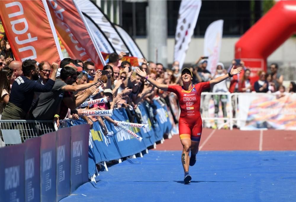 El Mundial de Triatlón en Pontevedra, la fiesta del deporte. // G. Santos