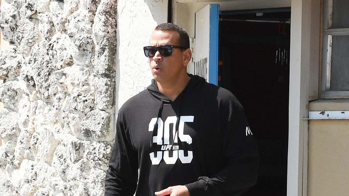 Alex Rodriguez tiene un buen lío con una ex