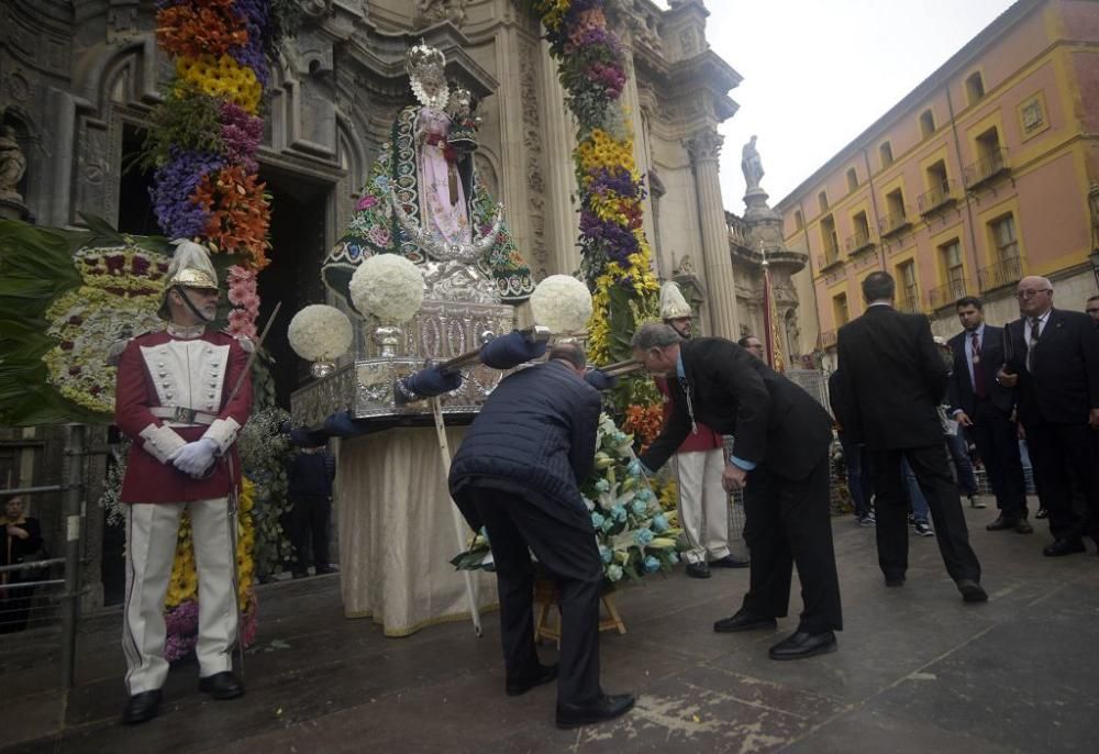 Ofrenda floral a la Morenica