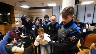 La presidenta de la Mancomunidade expulsa de la asamblea a Estela Santomé y todo el PP abandona la sesión
