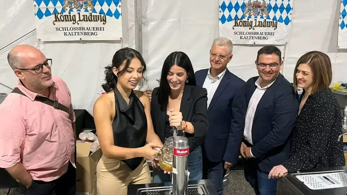 La Hoguera Polígono de San Blas celebra el VI Oktoberfest este fin de semana