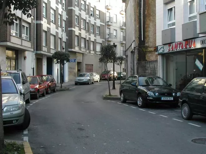 Encuentran en un piso de Candás el cadáver de un gijonés que llevaba muerto 12 días