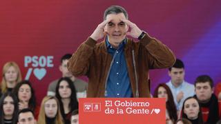 Sánchez carga contra los manifestantes en Madrid: defienden una España "uniforme y excluyente"