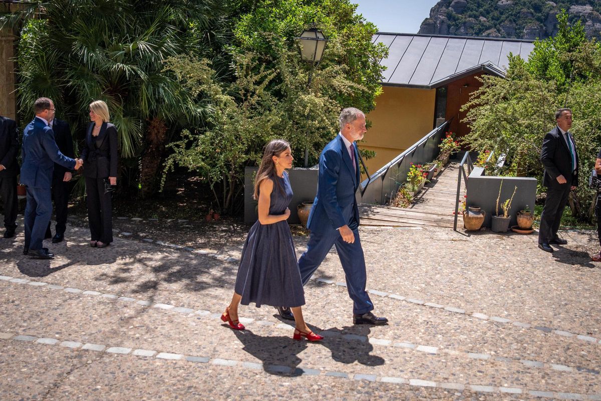 Los reyes Felipe y Letizia visitan Montserrat