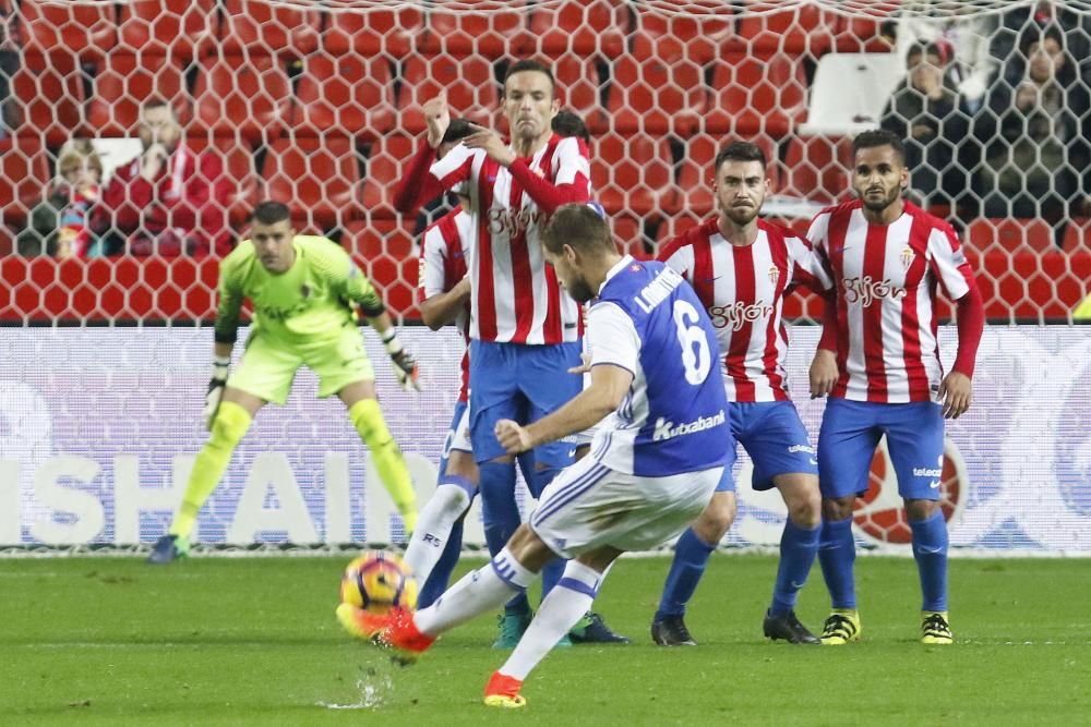 El partido entre el Sporting y la Real Sociedad, en imágenes