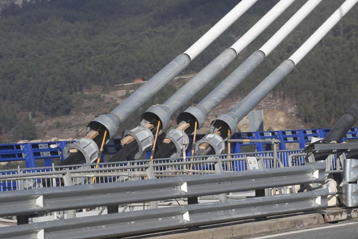 Docenas de obreros trabajan en Rande Docenas de obreros trabajan en Rande