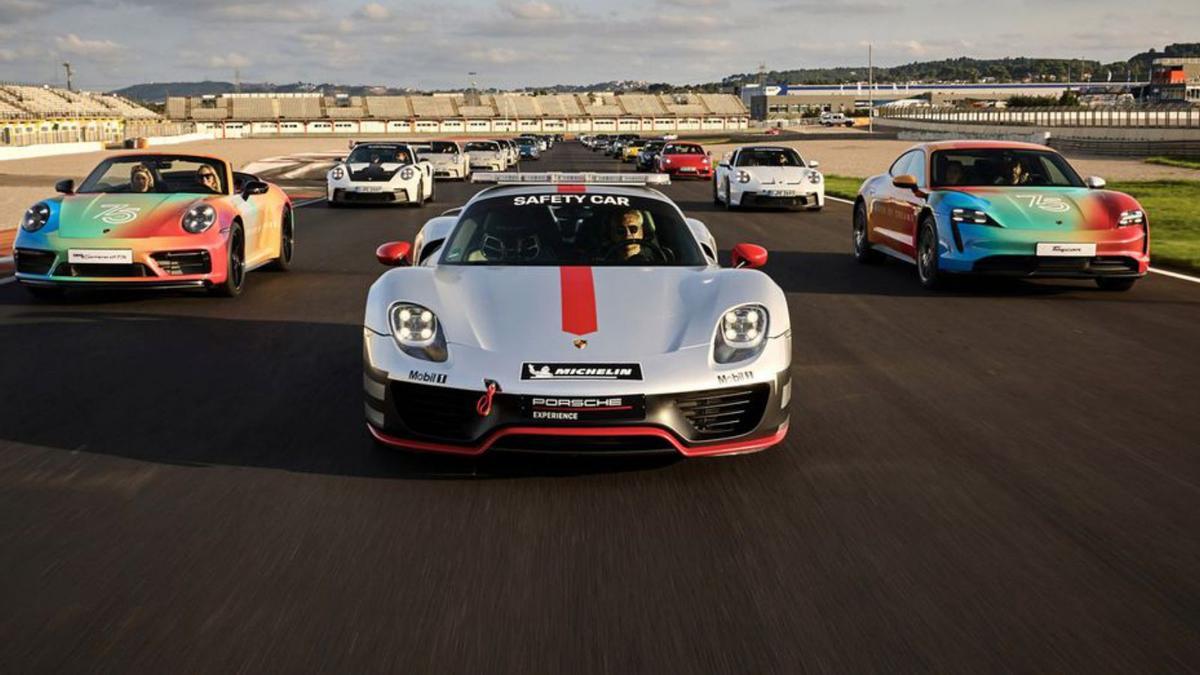 Porsche celebra el seu 75 aniversari al 
Circuit de Xest