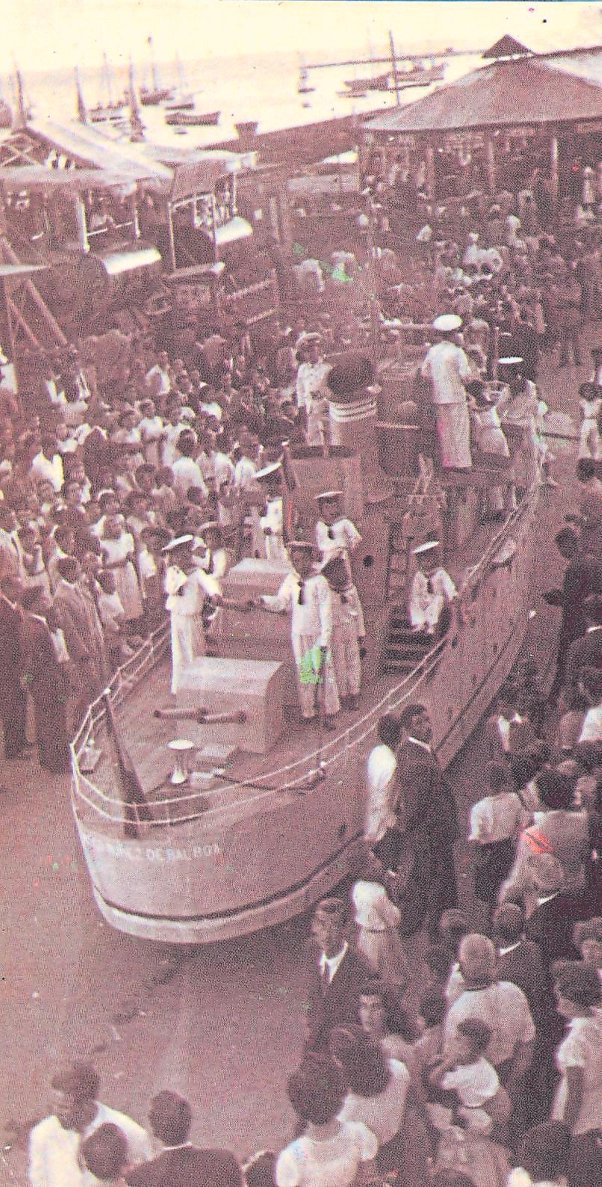 Carnaval en Arrecife (Lanzarote) antes de 1935. Fotografía de la colección de José A. Pérez Cruz.