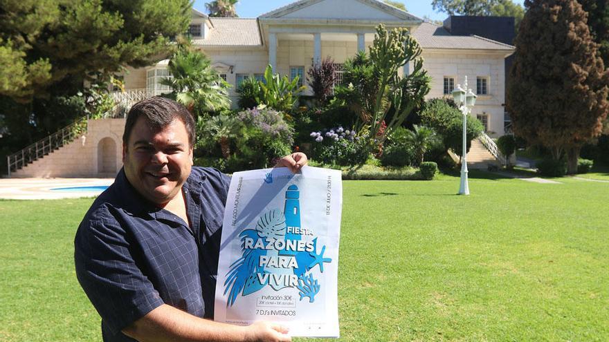 El director de Justalegría, Gigi Criado, en el Palacio Monte Miramar, donde se celebrará la fiesta benéfica.