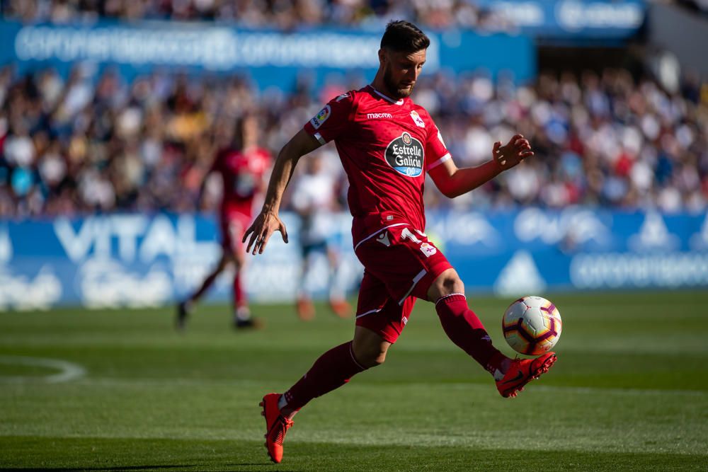 El Dépor gana en Zaragoza y sueña con el ascenso