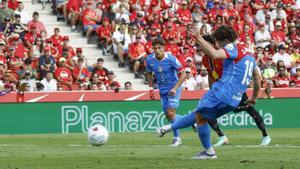 Julián Álvarez falla el penalti del que dispuso el Atlético ante el Mallorca 