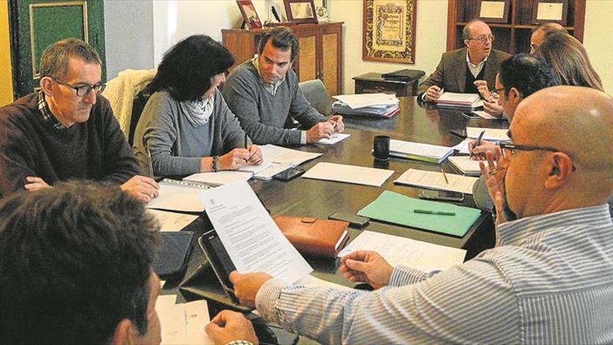 Salen a concurso dos plazas de libre designación tras aprobarse la relación de puestos de trabajo en Cáceres