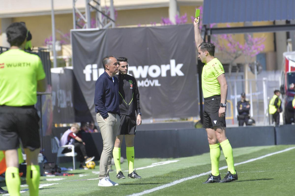 El Eldense se bloquea ante el Burgos (0-0)