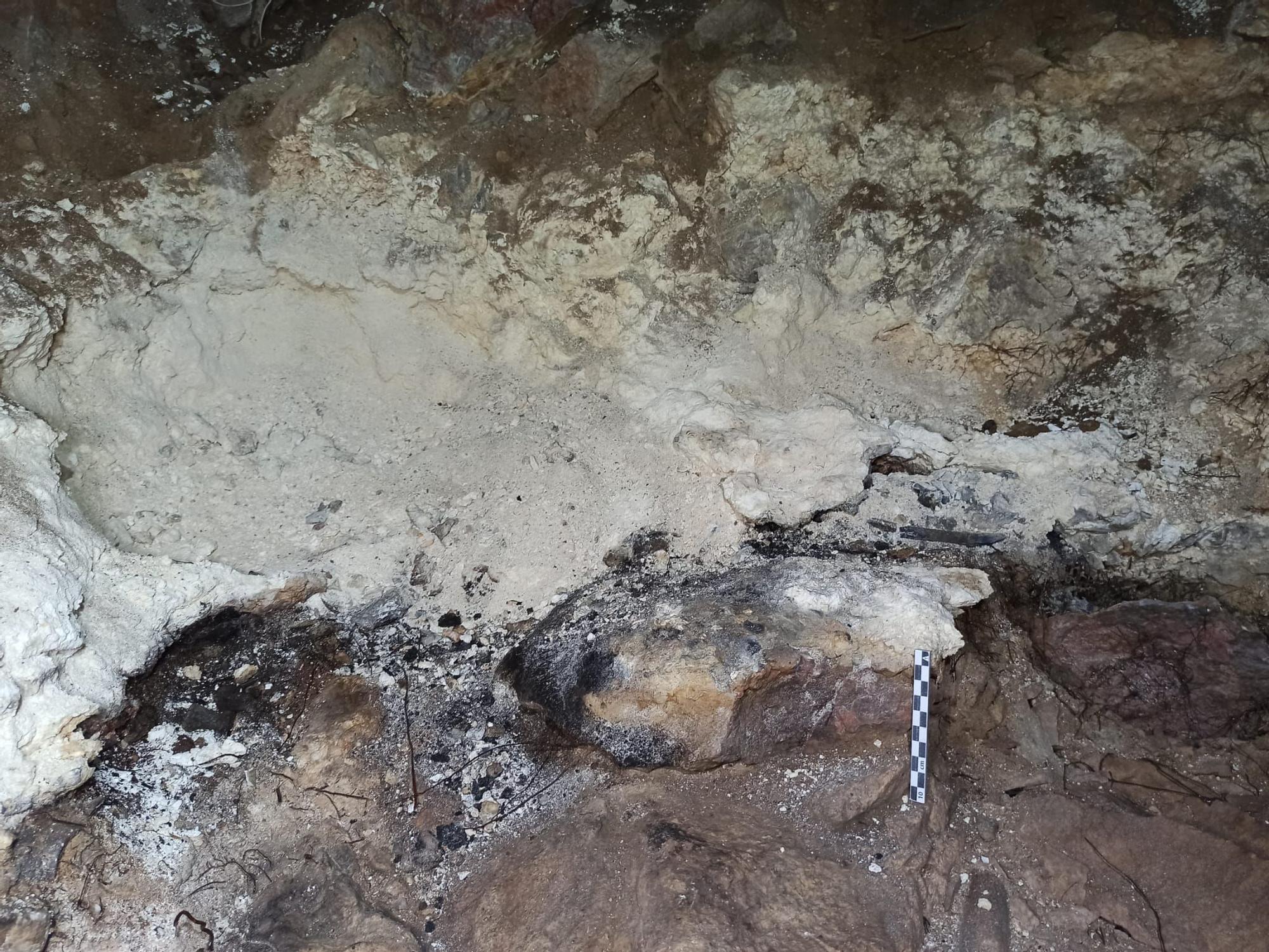 Cueva Serra de Tramuntana enterramientos