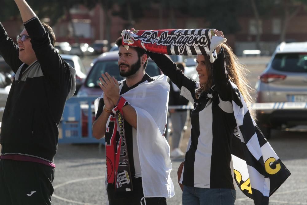 Ambiente previo del Cartagena-Real Murcia