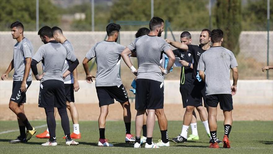 Sergi Escobar ya trabaja con todos los futbolistas