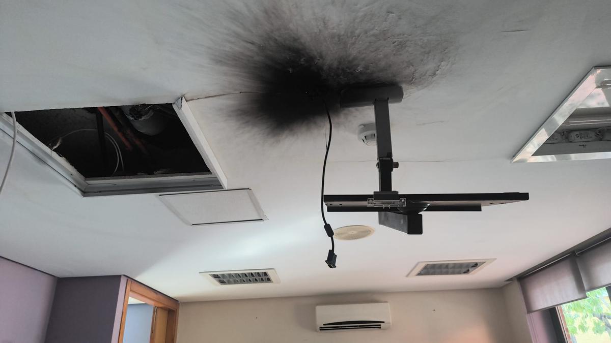 Daños en el sistema eléctrico por las goteras.