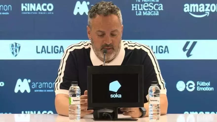 David Navarro, técnico del Zaragoza: "Andrada tiene sus argumentos, pero hay líneas que no se pueden traspasar”