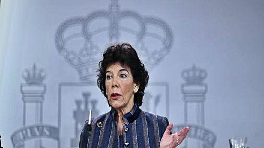 Isabel Celaá va assegurar que el Govern manté la reivindicació de la sobirania del Penyal.