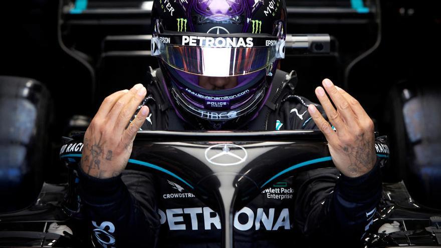 Lewis Hamilton vola a Hungaroring i aconsegueix la «pole»