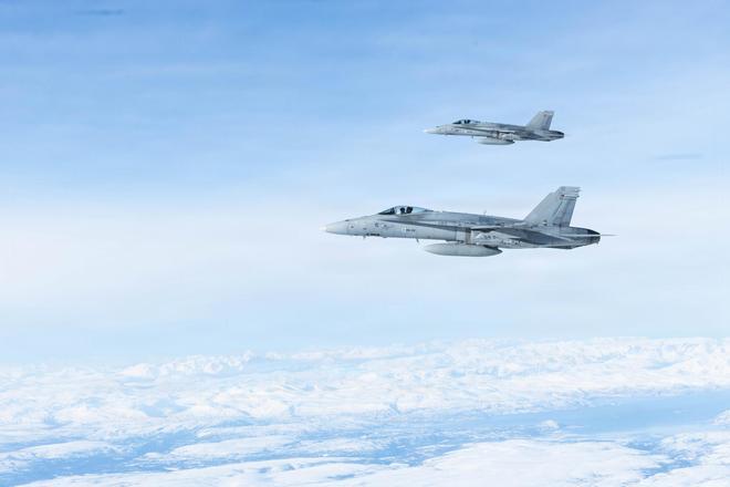 Dos F-18 estadounidenses se estrellan tras colisionar en pleno vuelo durante una exhibición en Idaho
