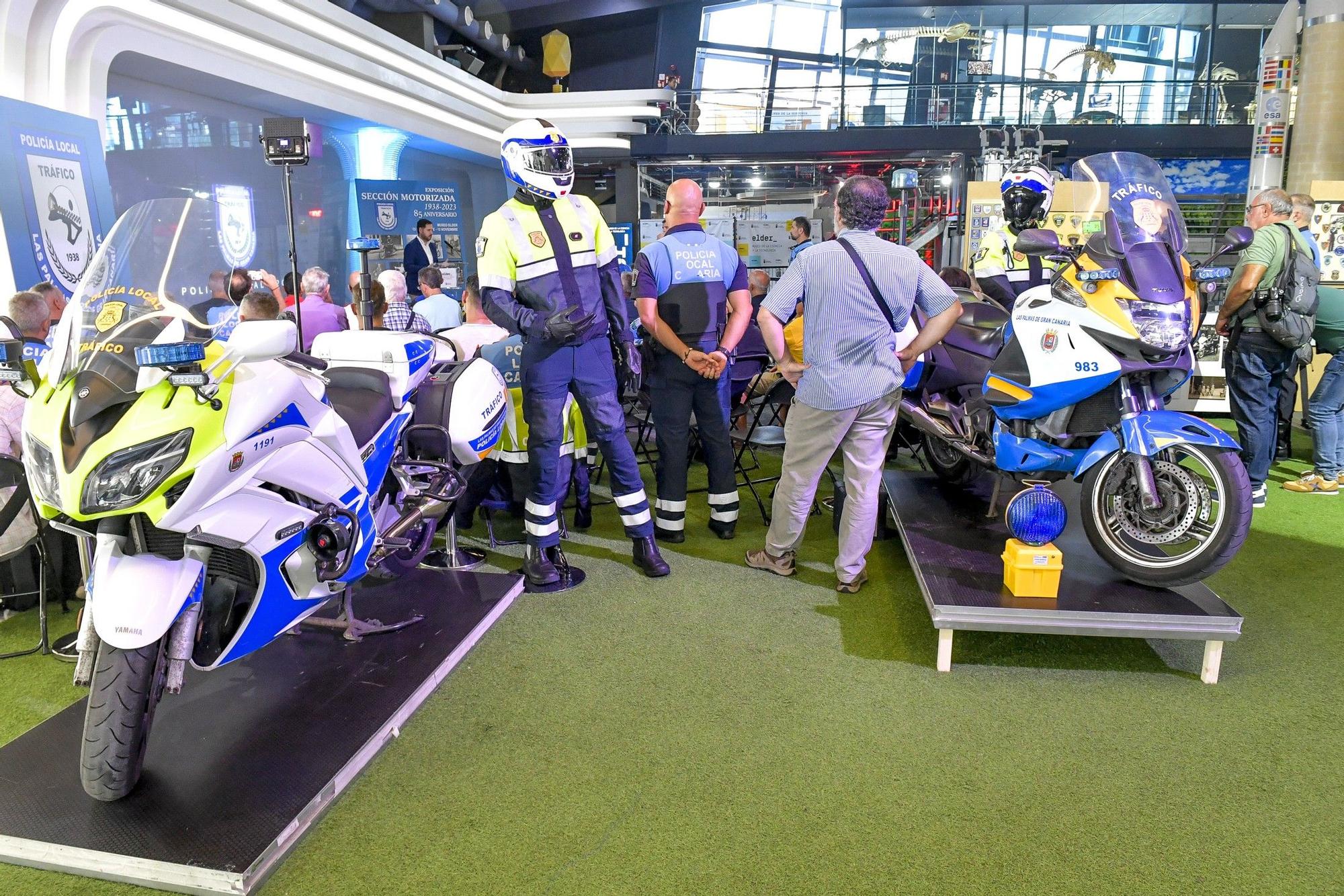 La Policía Local de Las Palmas de Gran Canaria inaugura una exposición por el 85 aniversario de su Sección Motorizada