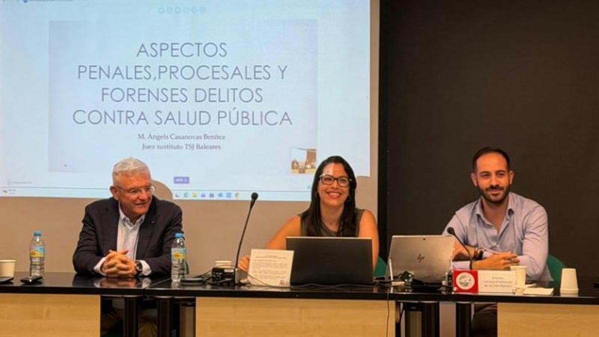 La sede en Ibiza del Colegio de Abogados acogió este lunes la ponencia.