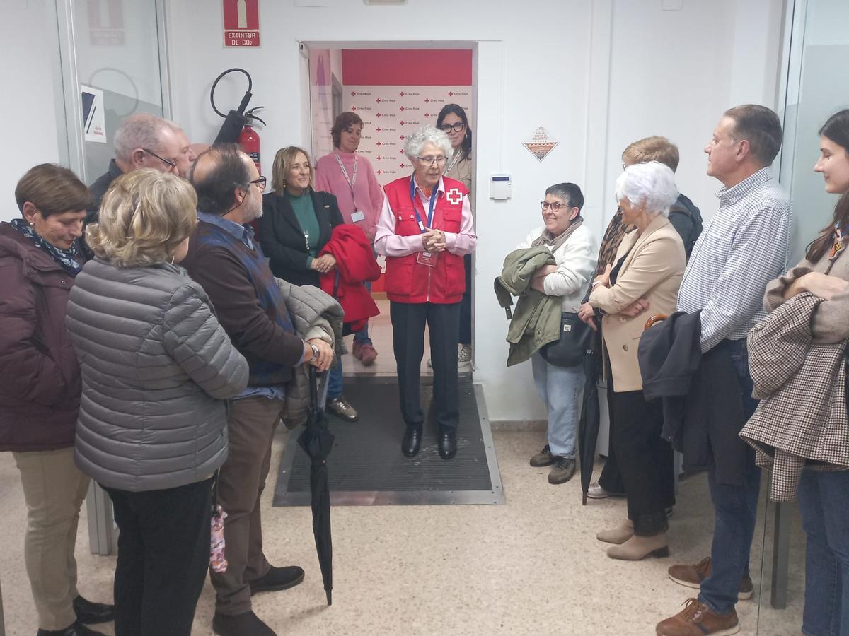 Carrió recibe a los visitantes en la jornada de puertas abiertas de la Cruz Roja este mes de marzo.