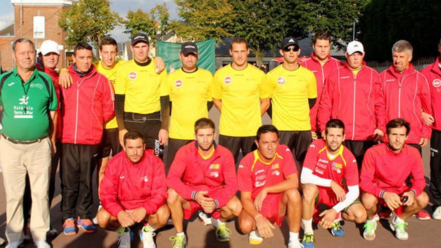 Las selecciones valenciana y belga disputaron la partida definitiva de llargues.
