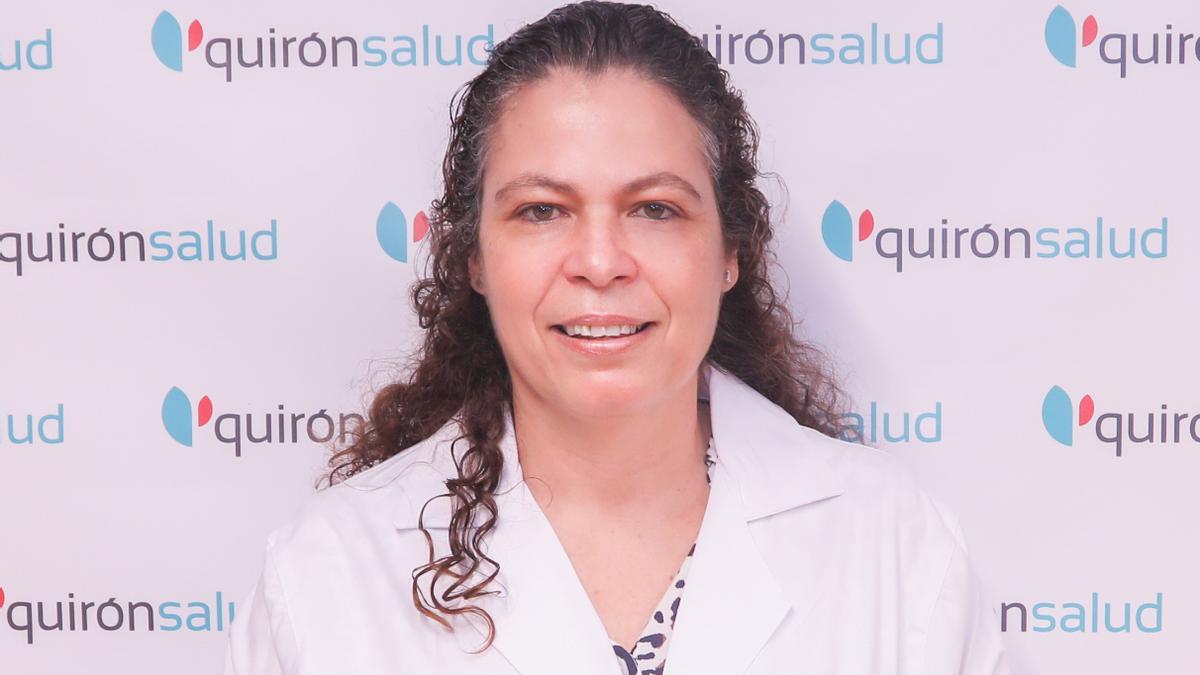 Dra. Lucía Almeida, ginecóloga y cirujana de mama y jefa de la Unidad de Mama del Hospital Quirónsalud Tenerife