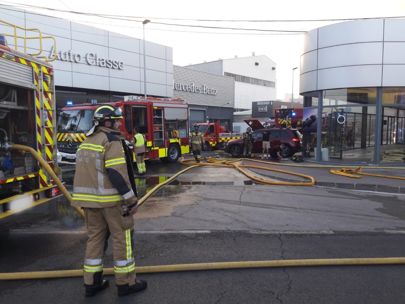 Al menos seis fallecidos y cuatro heridos en un incendio de una discoteca en Murcia