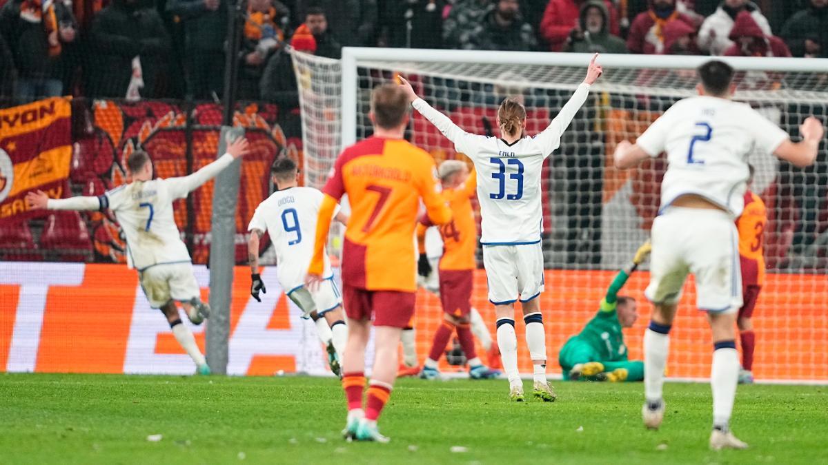 El Copenhague venció al Galatasaray en casa (1-0) y consiguió el billete para los octavos de Champions