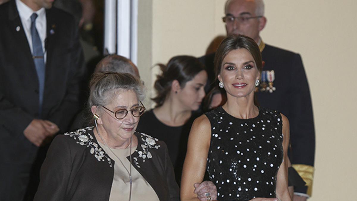 Letizia Ortiz estrena un espectacular vestido de Carolina Herrera