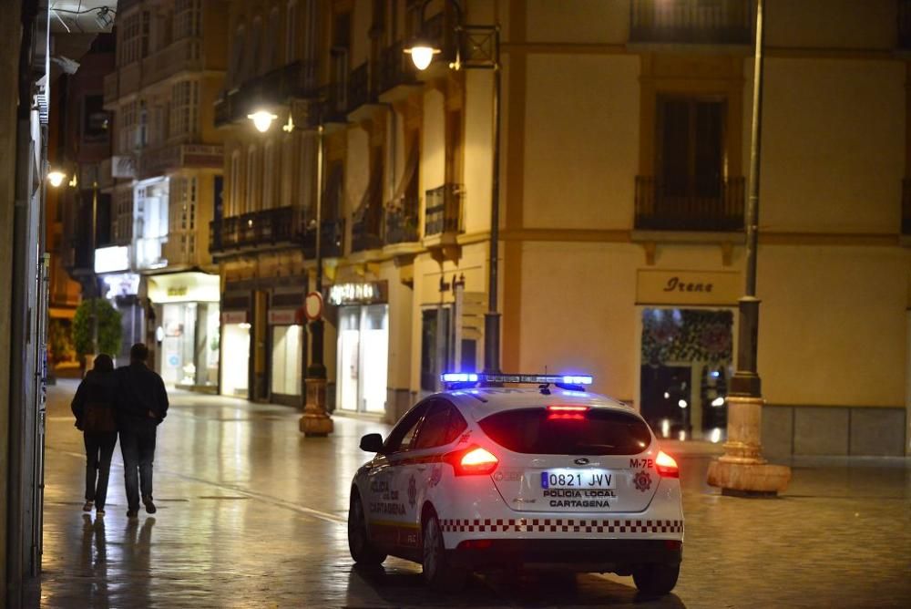 Primera noche con el toque de queda en Cartagena