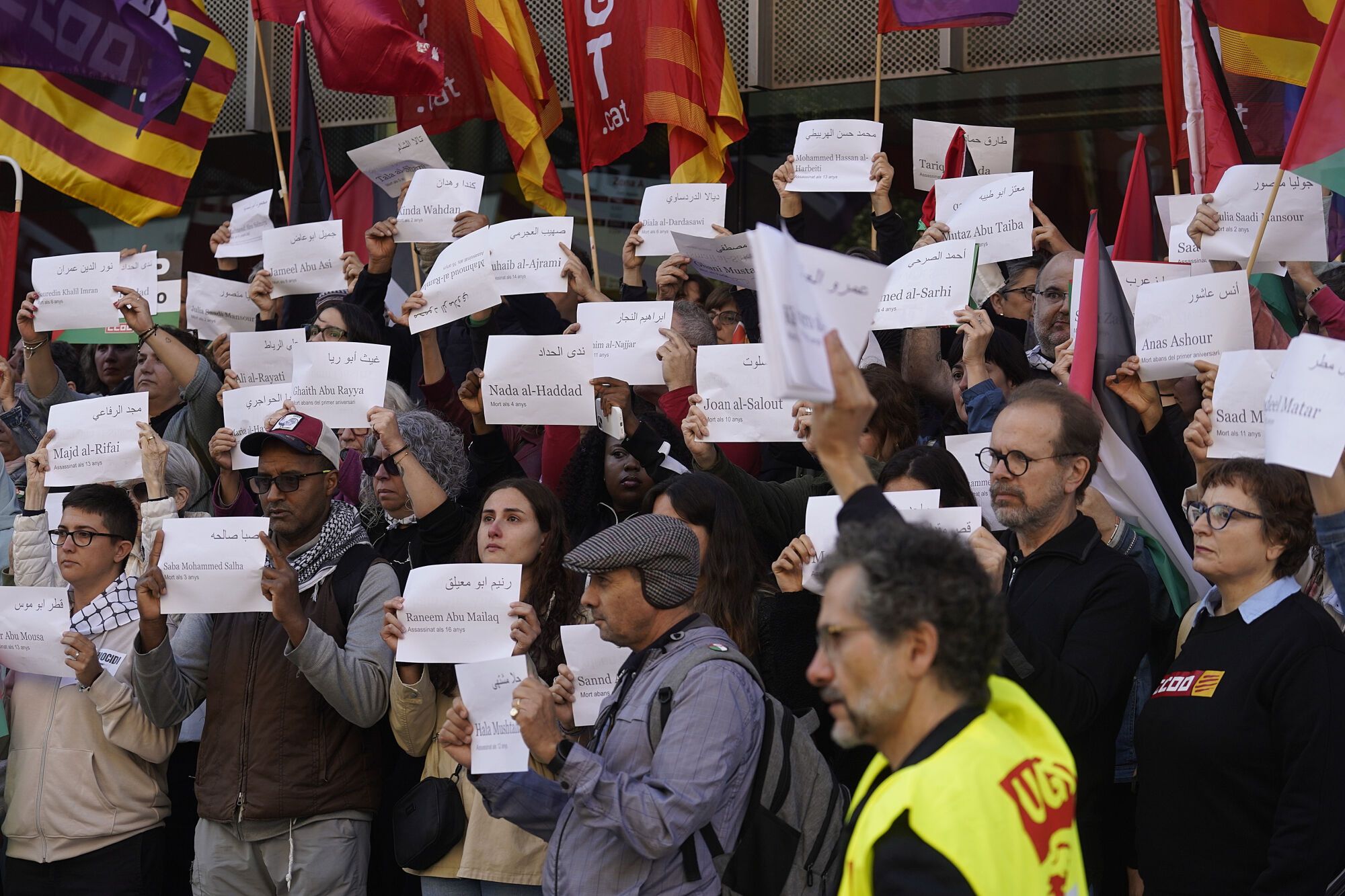 Girona concentració davant de la seu de la Generalitat de Girona vaga general en suport a Palestina