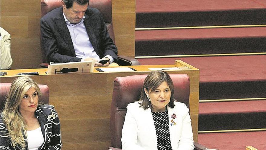 El PP denuncia la utilización «partidista» de Les Corts para cerrar un «pacto de sillones»