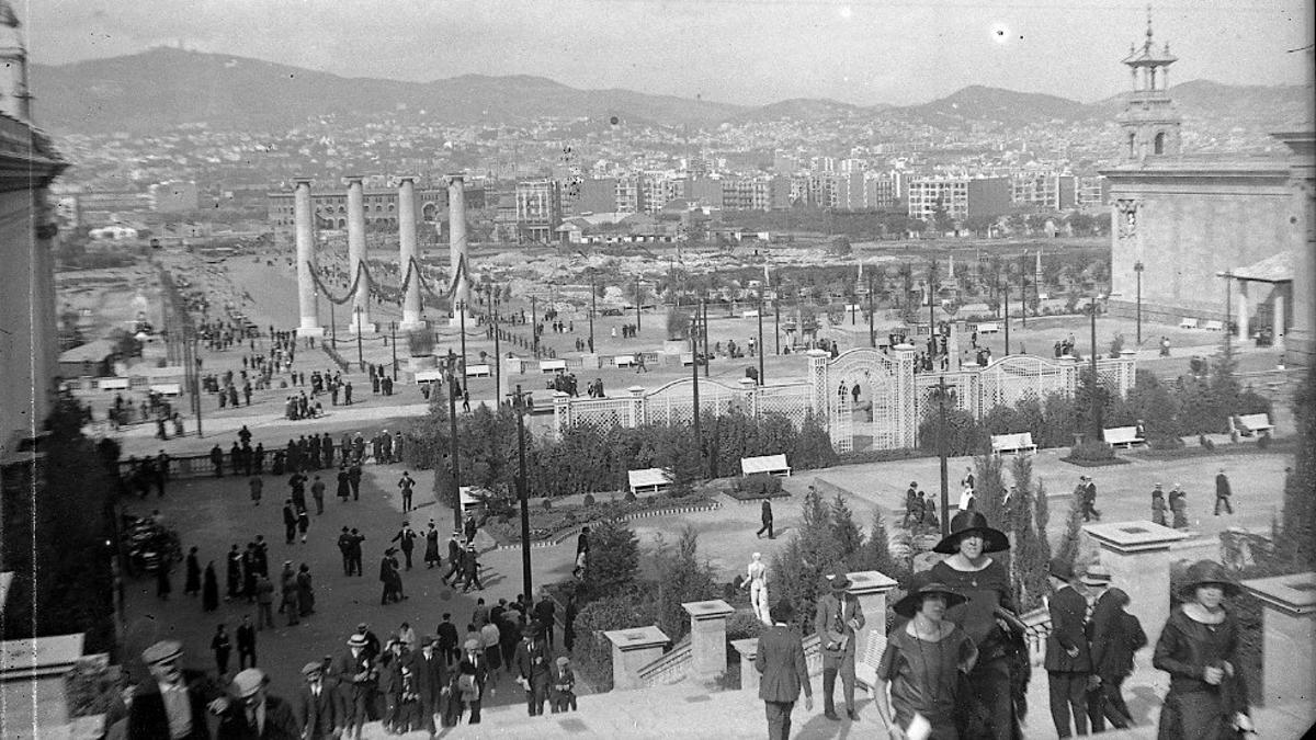 LA FIRA EN MONTJUIC COMERCIO , EXPOSICIONES INTERNACIONALES Y UNIVERSALES , BARCELONA 1929