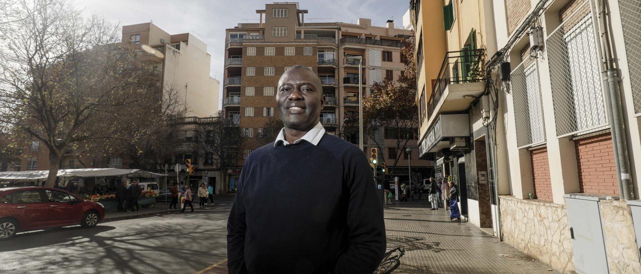 Cheikh Ngalgou, presidente de la Asociación de Inmigrantes Senegaleses en las islas.