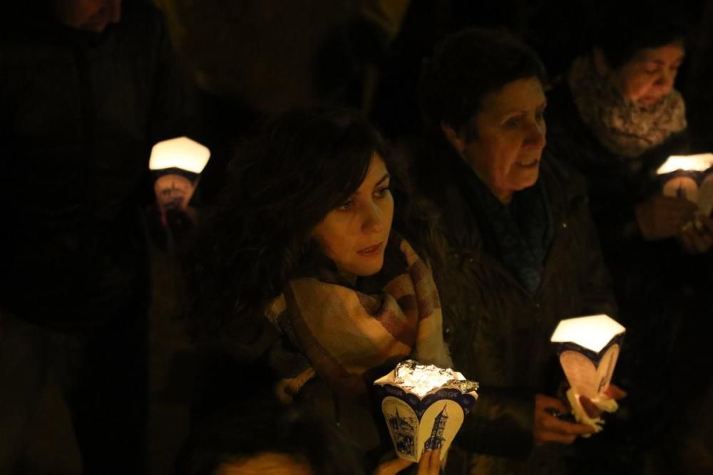 Procesión de las antorchas en Lourdes (Zamora)