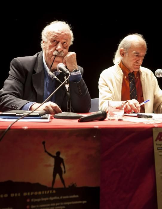 Coloquio con Vicente Del Bosque